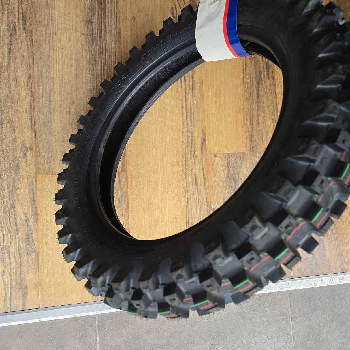 Anvelopa Cauciuc MITAS 90/100-14 TERRA FORCE-MX MH Spate Dunga Verde & Rosie